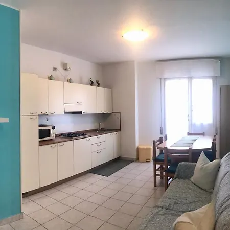 Apartment Leda *