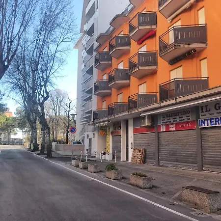 Leda Bibione