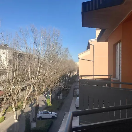 Apartment Leda